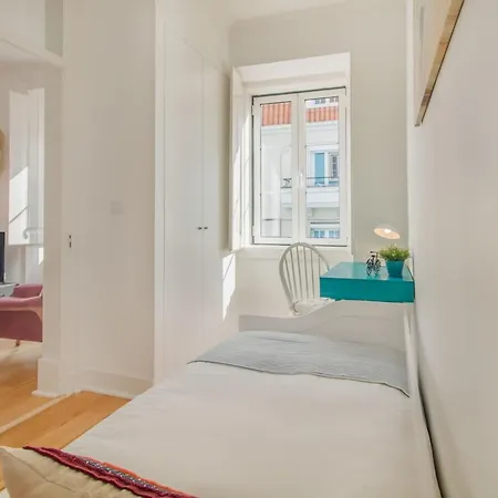 Trendy Flat, In Picturesque Graca Lisboa