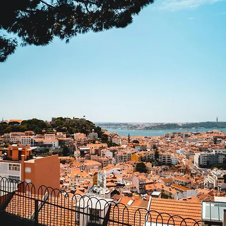 Trendy Flat, In Picturesque Graca * Lisboa