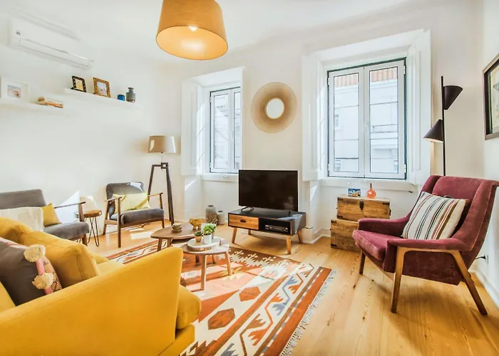 Trendy Flat, In Picturesque Graca *