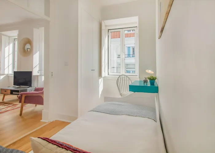 Trendy Flat, In Picturesque Graca דירה